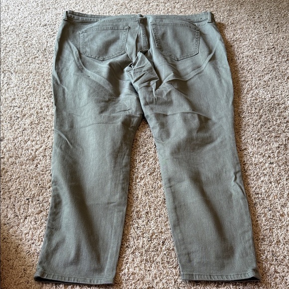 GAP Green Chinos Durable Cotton Blend - Picture 3 of 4
